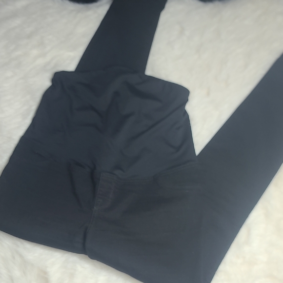 Isabel Maternity Black High-Waist Skinny Jeggings - Picture 2 of 6